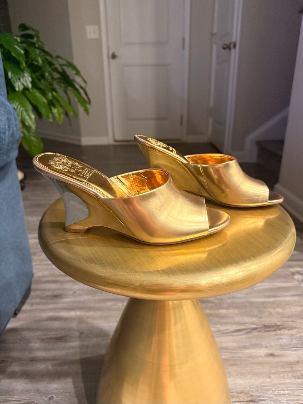 NWOT-Vince Camuto Metallic Gold Open-Toe Mules